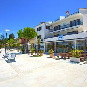 https://apartments-dundo-njivice.primorje-gorskikotar.com