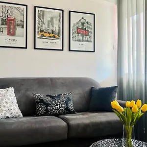 https://anna-apartments-2.splithotels.org