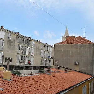 https://apartment-mia-zadar-23000.hotelinzadar.com