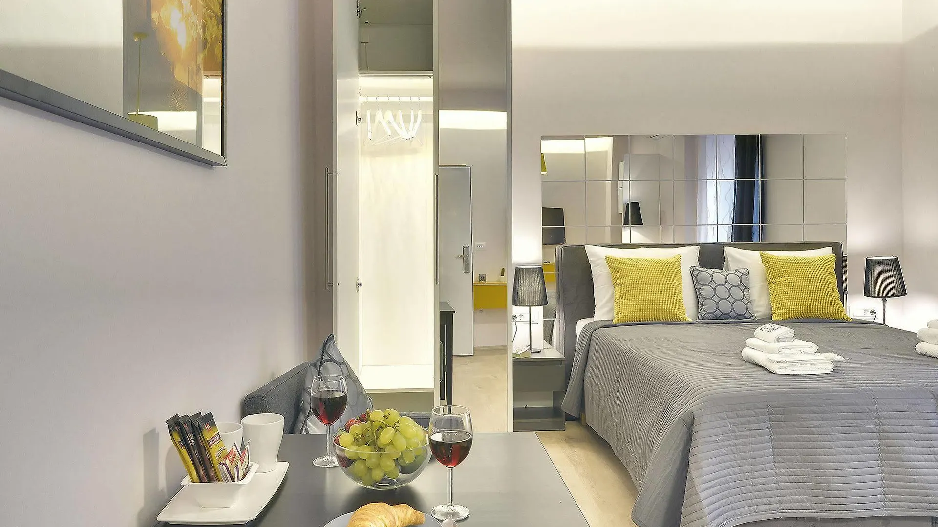 D&A Center Apartments With Free Parking Pula 0*,